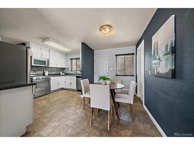 750 Kenton St, Aurora, CO 80010