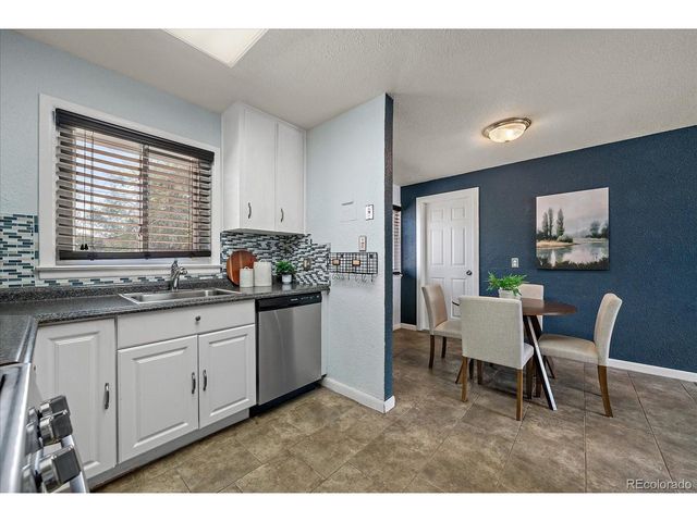 750 Kenton St, Aurora, CO 80010