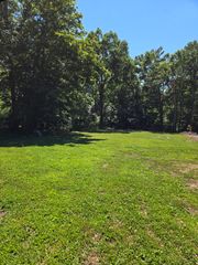 8704 Richards Ln, Lyles, TN 37098
