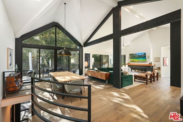 28222 Via Acero Street, Malibu, CA 90265