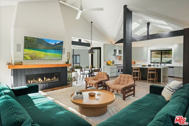 28222 Via Acero Street, Malibu, CA 90265