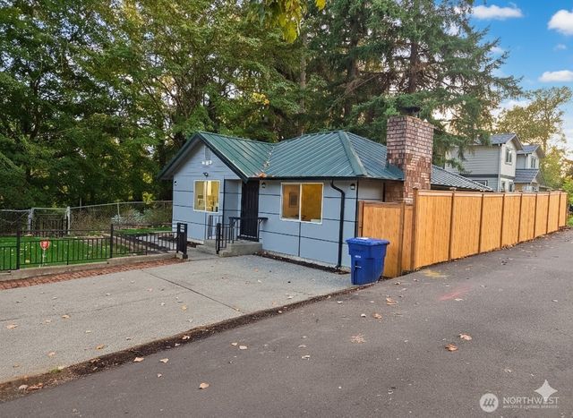 1147 Aberdeen Avenue NE, Renton, WA 98056