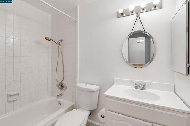 375 Camelback Rd 4, Pleasant Hill, CA 94523