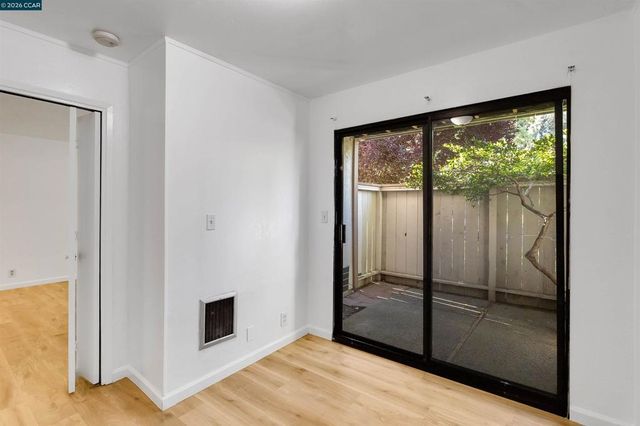 375 Camelback Rd 4, Pleasant Hill, CA 94523