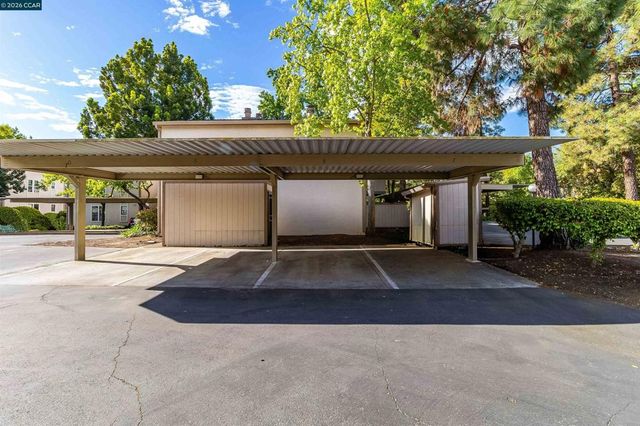 375 Camelback Rd 4, Pleasant Hill, CA 94523