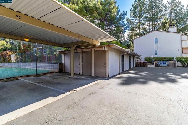 375 Camelback Rd 4, Pleasant Hill, CA 94523