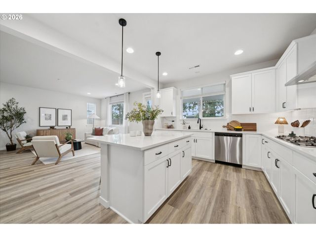 6652 Sw LUPINE Way, Wilsonville, OR 97070