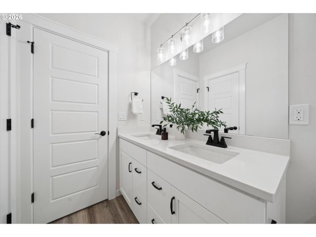 6652 Sw LUPINE Way, Wilsonville, OR 97070
