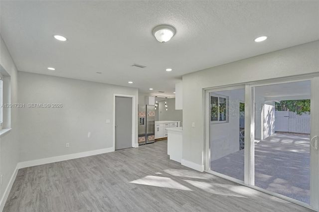 8400 NW 7th St, Pembroke Pines, FL 33024