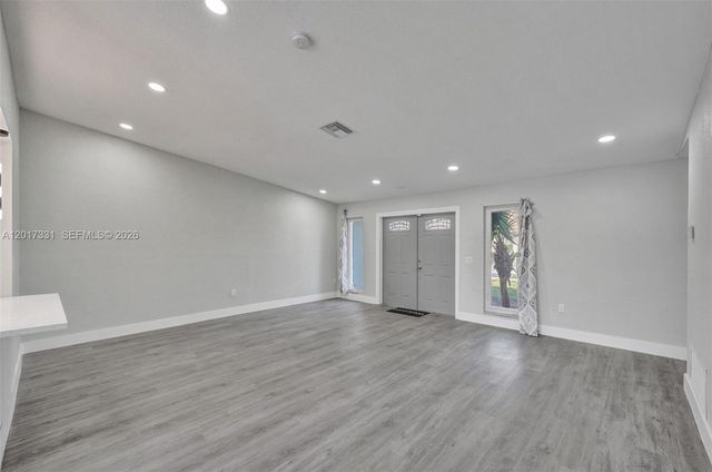 8400 NW 7th St, Pembroke Pines, FL 33024