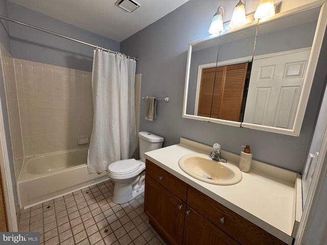 5000 ESTHER REED DR, Doylestown, PA 18902