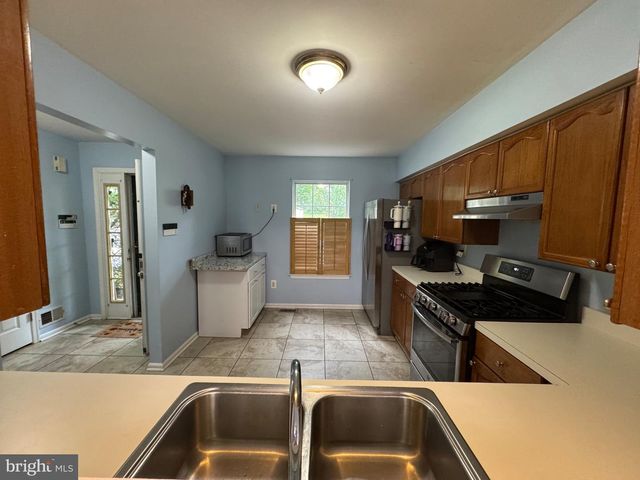 5000 ESTHER REED DR, Doylestown, PA 18902