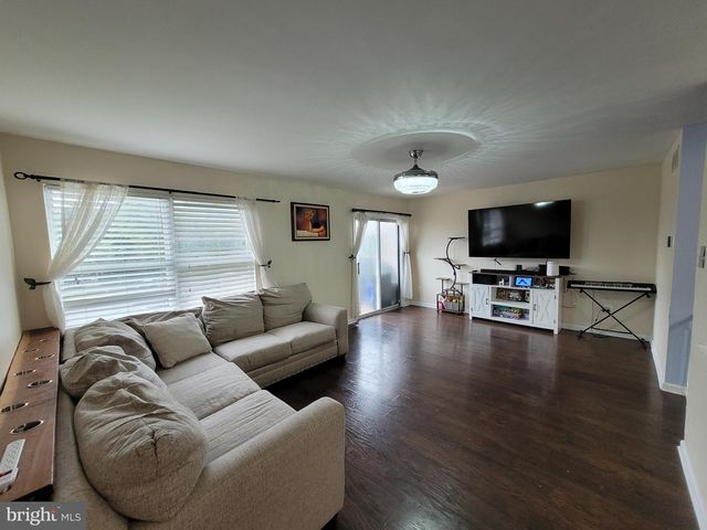 5000 ESTHER REED DR, Doylestown, PA 18902