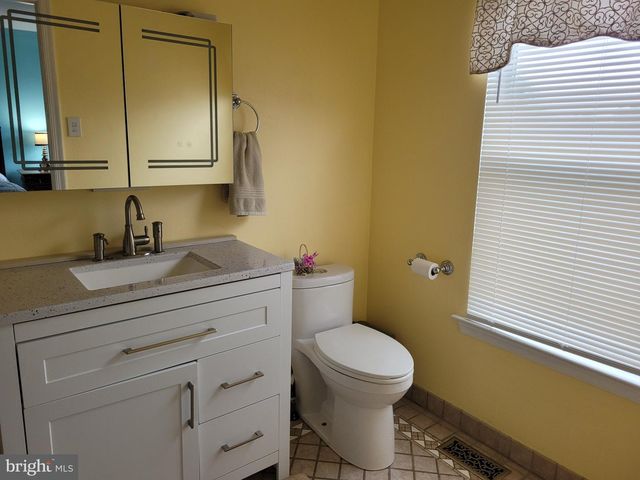 5000 ESTHER REED DR, Doylestown, PA 18902