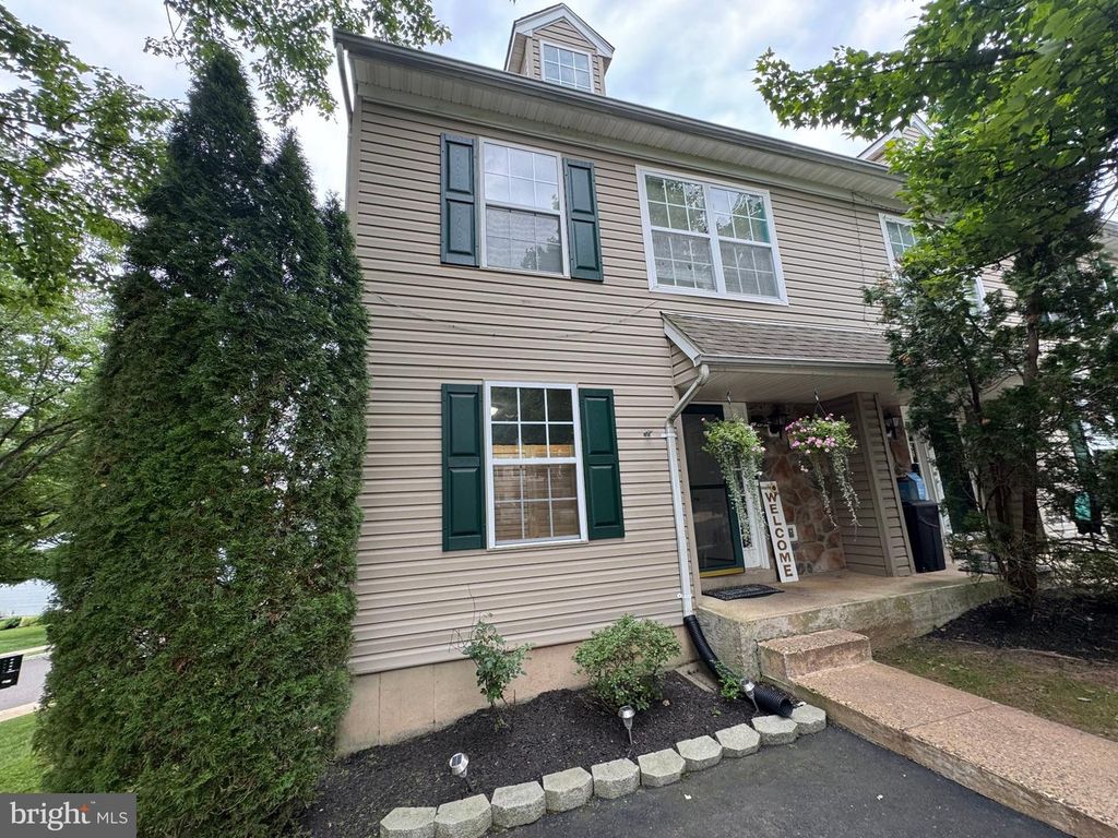 5000 ESTHER REED DR, Doylestown, PA 18902