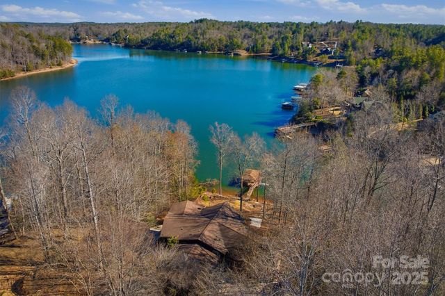 536 Harborside Drive, Nebo, NC 28761