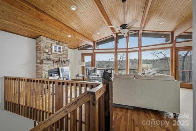 536 Harborside Drive, Nebo, NC 28761