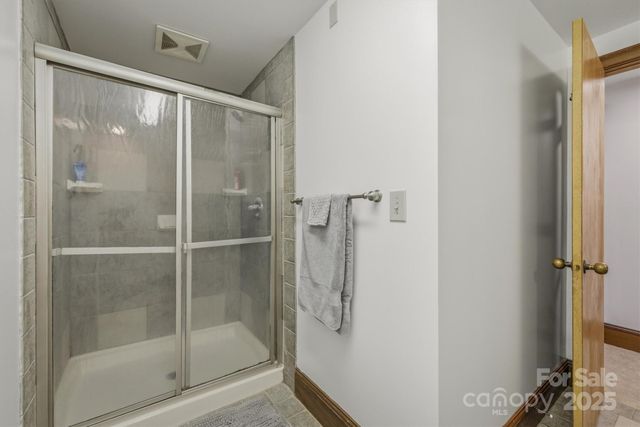 536 Harborside Drive, Nebo, NC 28761