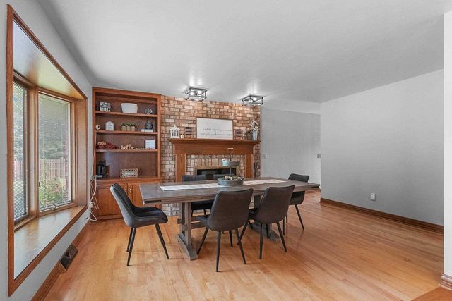 2615 EDGEWOOD LANE, Green Bay, WI 54302