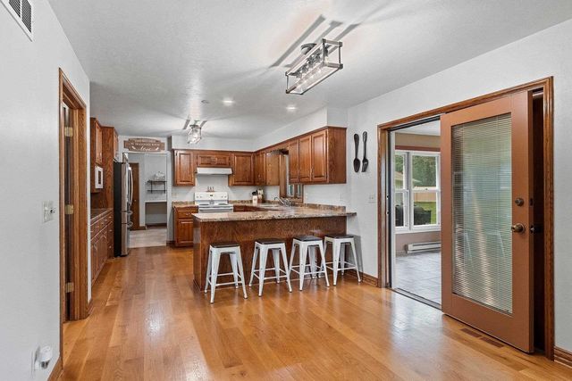 2615 EDGEWOOD LANE, Green Bay, WI 54302