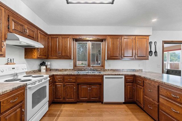 2615 EDGEWOOD LANE, Green Bay, WI 54302