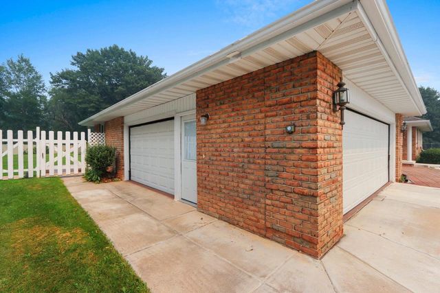 2615 EDGEWOOD LANE, Green Bay, WI 54302