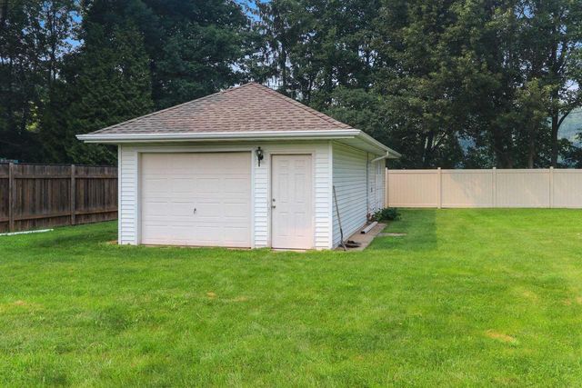 2615 EDGEWOOD LANE, Green Bay, WI 54302