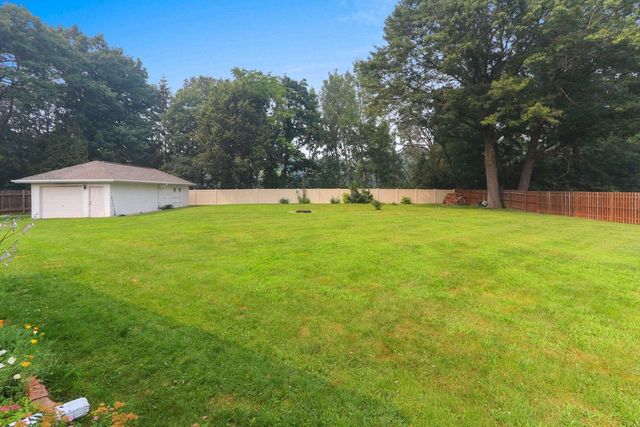 2615 EDGEWOOD LANE, Green Bay, WI 54302