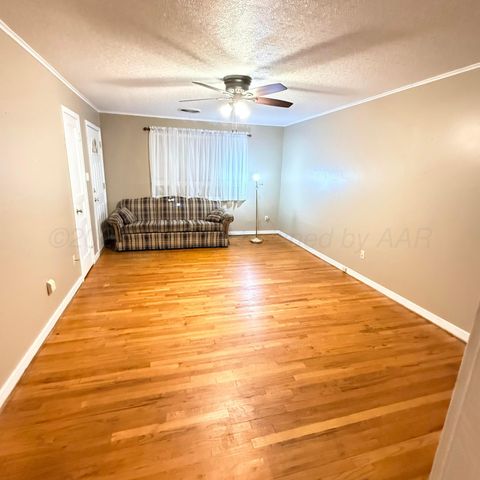 1301 Yows Street, Borger, TX 79007