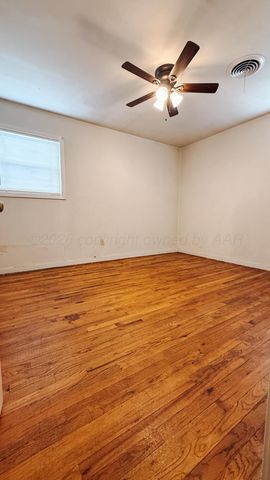 1301 Yows Street, Borger, TX 79007