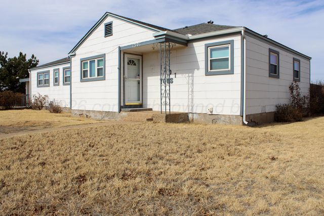 1301 Yows Street, Borger, TX 79007
