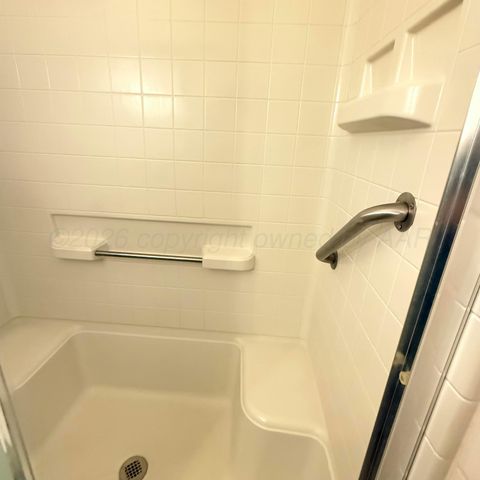 1301 Yows Street, Borger, TX 79007