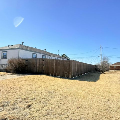 1301 Yows Street, Borger, TX 79007
