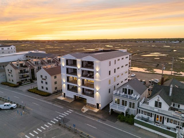 465 Ocean Blvd Unit 301, Hampton, NH 03842