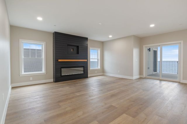 465 Ocean Blvd Unit 301, Hampton, NH 03842