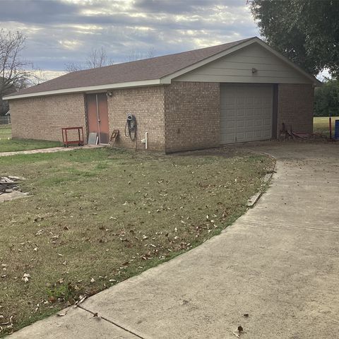 5703 Pecan Grove Drive, Sachse, TX 75048