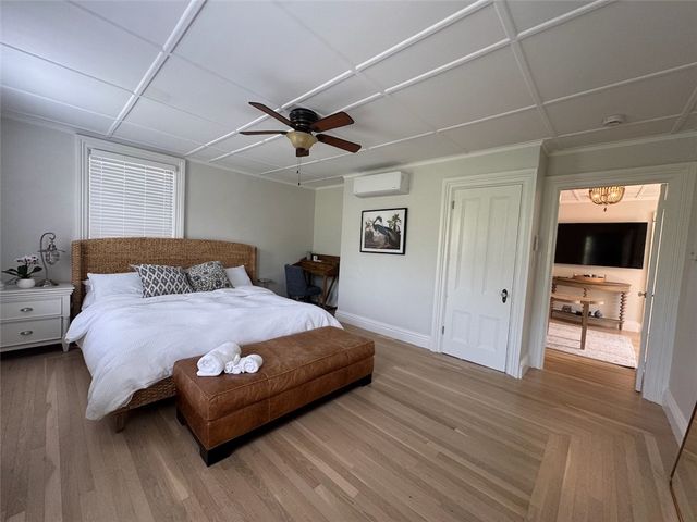 8 Barney Street 2, Newport, RI 02840