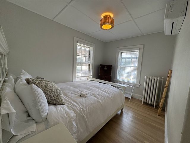 8 Barney Street 2, Newport, RI 02840