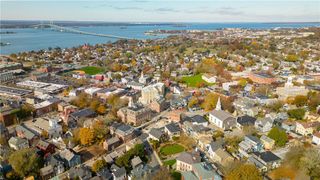 8 Barney Street 2, Newport, RI 02840
