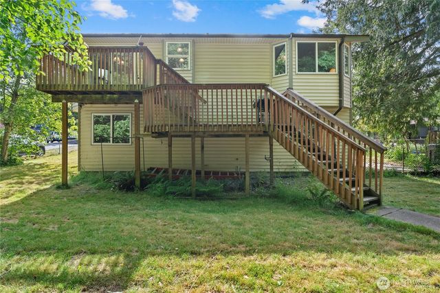 7780 E Van Buren Street, Port Orchard, WA 98366