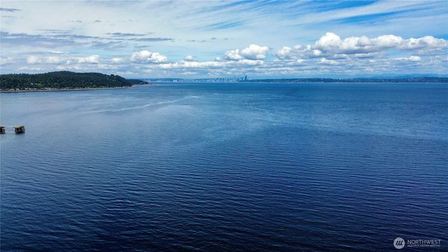 7780 E Van Buren Street, Port Orchard, WA 98366
