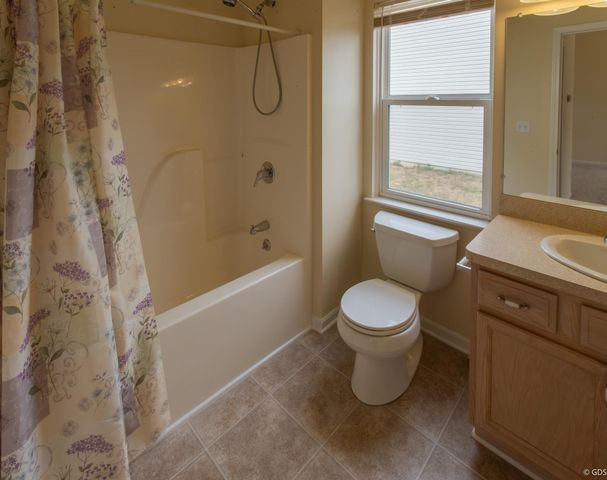 2229 Hunter Lane, Burton, MI 48519