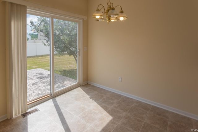 2229 Hunter Lane, Burton, MI 48519