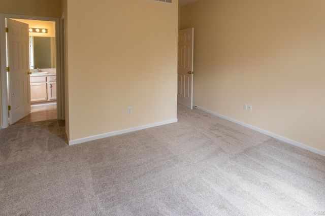 2229 Hunter Lane, Burton, MI 48519