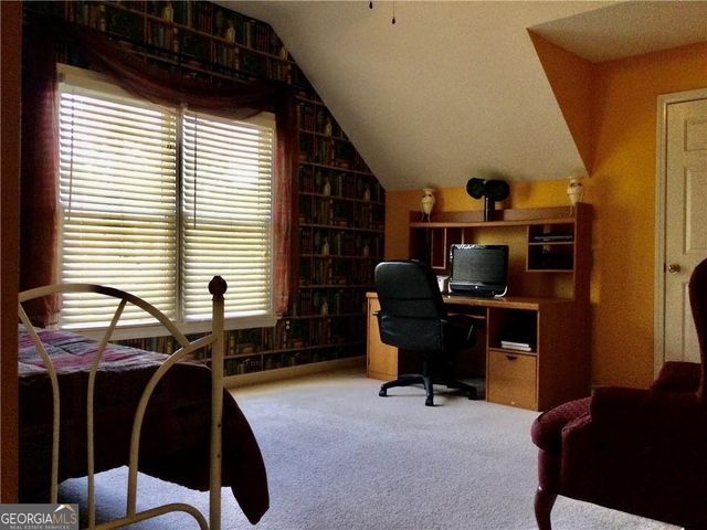6315 Robins Trace, Stone Mountain, GA 30087