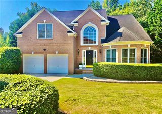 6315 Robins Trace, Stone Mountain, GA 30087
