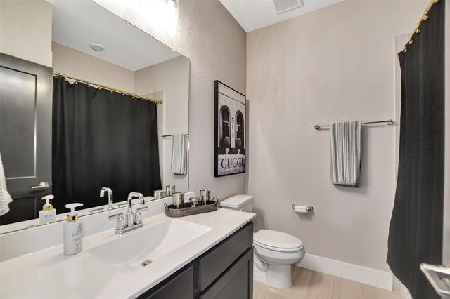 16548 Gaines Glen Lane, Montgomery, TX 77316