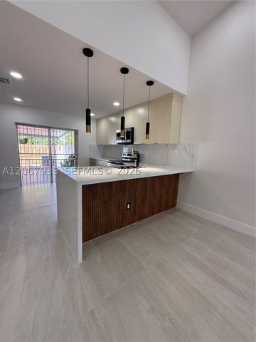 8397 SW 147th Pl, Miami, FL 33193