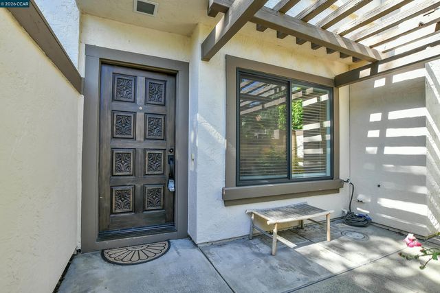 535 Churchill Downs Ct, Walnut Creek, CA 94597
