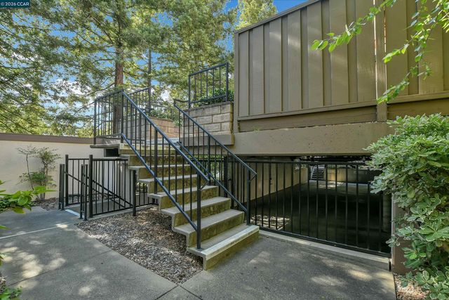 535 Churchill Downs Ct, Walnut Creek, CA 94597